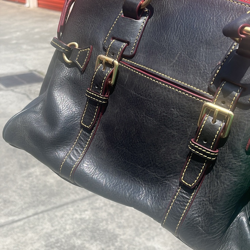Lost in the 🔥 Dooney & Bourke Florentine Domed Buckle Satchel - Picture 11 of 11